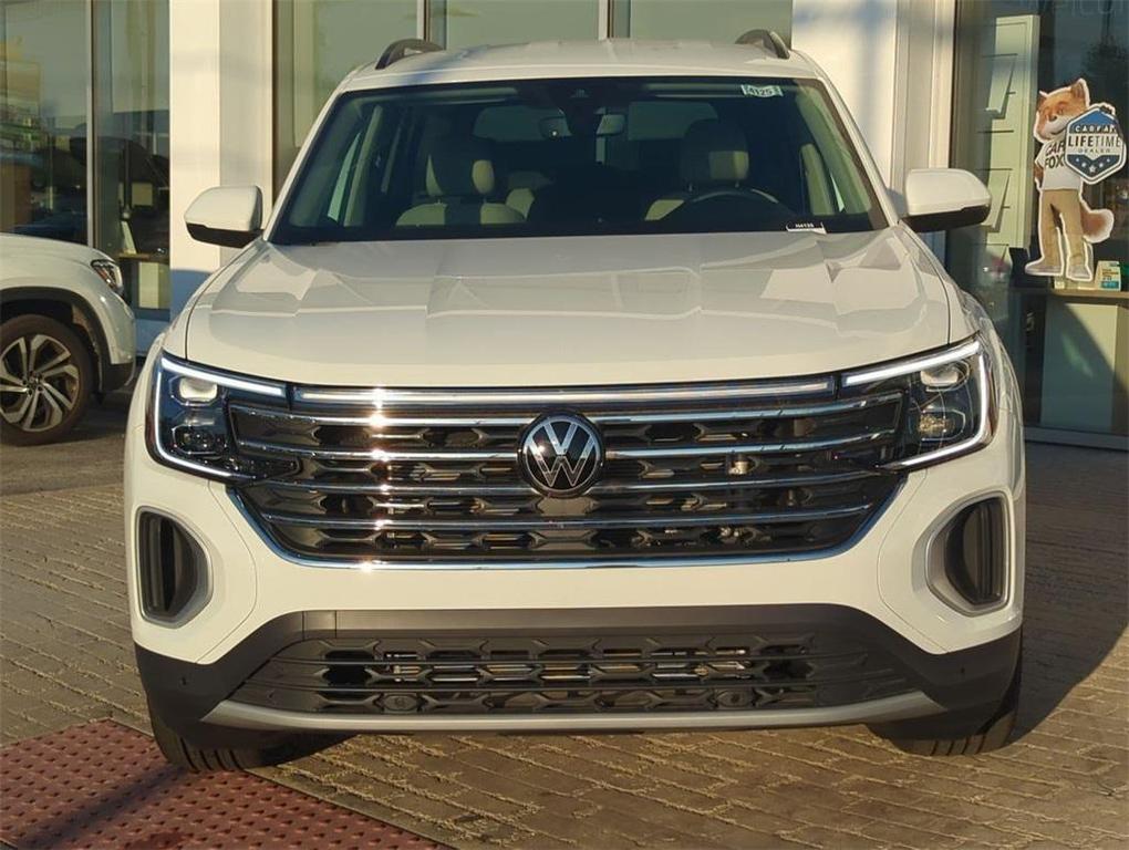new 2025 Volkswagen Atlas car, priced at $40,246
