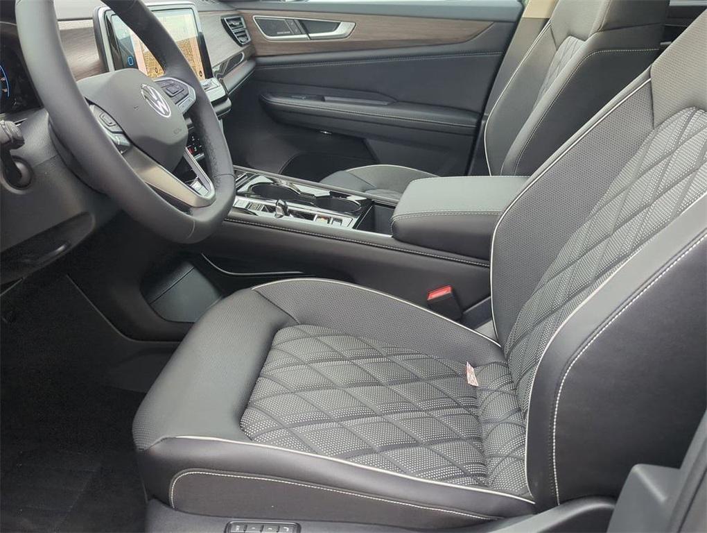 new 2026 Volkswagen Atlas car, priced at $56,331