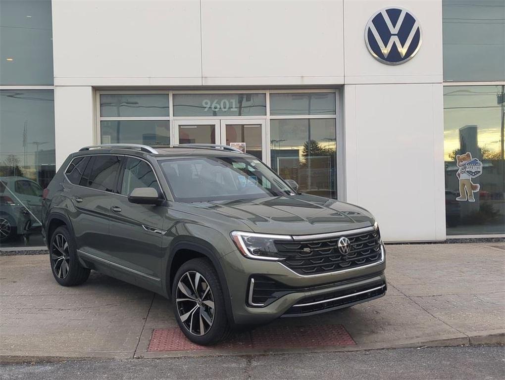 new 2026 Volkswagen Atlas car, priced at $56,331