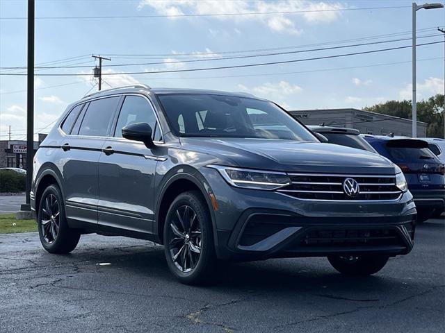 new 2024 Volkswagen Tiguan car, priced at $31,902