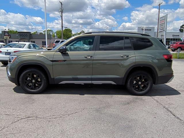 new 2024 Volkswagen Atlas car, priced at $49,442