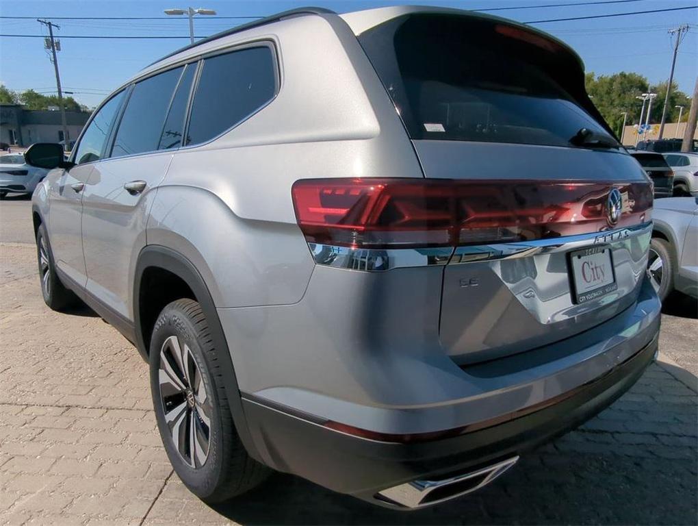 new 2026 Volkswagen Atlas car, priced at $42,311