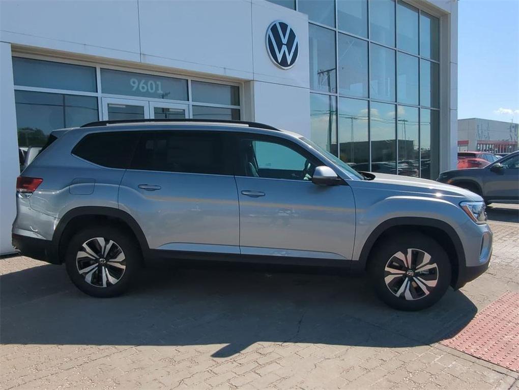 new 2026 Volkswagen Atlas car, priced at $42,311