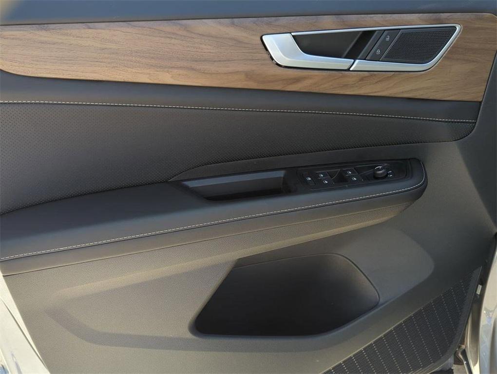 new 2026 Volkswagen Atlas car, priced at $42,311