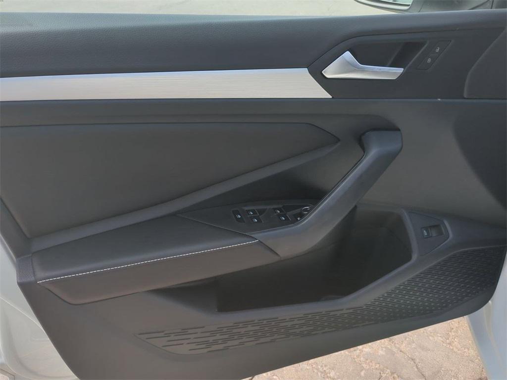 new 2025 Volkswagen Jetta car, priced at $25,024