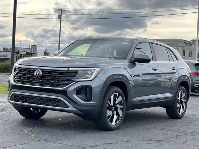 new 2025 Volkswagen Atlas Cross Sport car, priced at $45,091