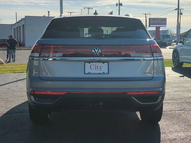 new 2025 Volkswagen Atlas Cross Sport car, priced at $45,091