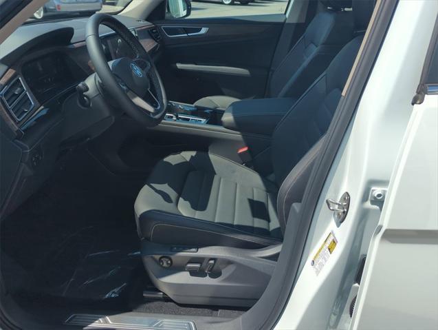new 2025 Volkswagen Atlas car, priced at $48,252