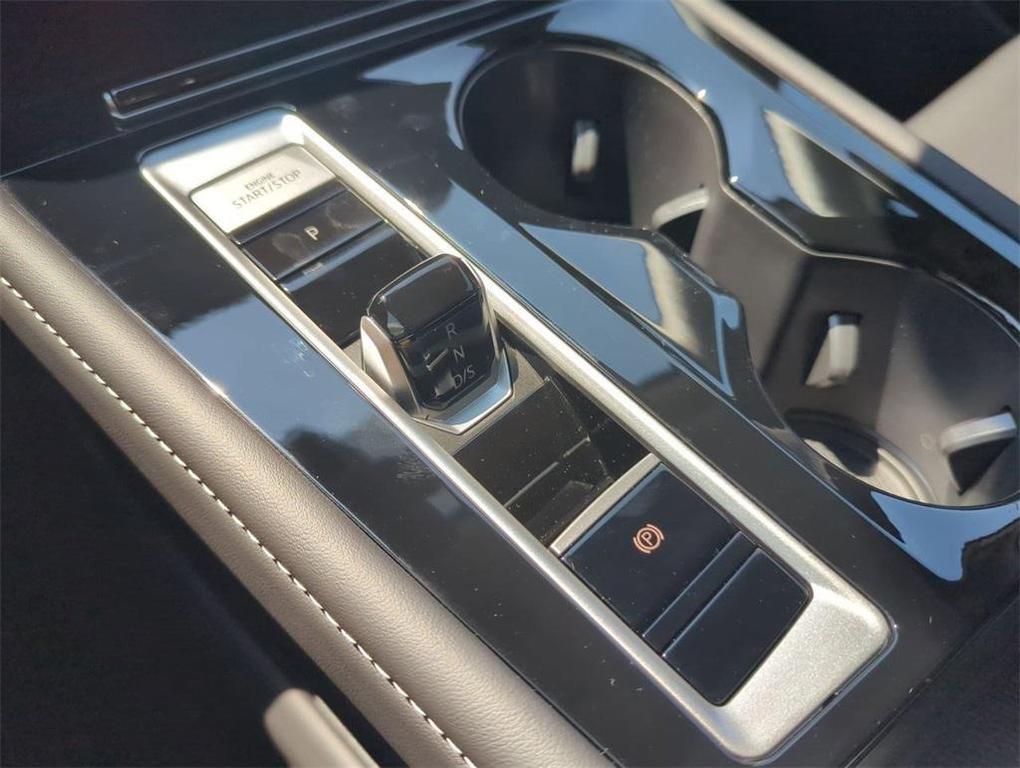 new 2025 Volkswagen Atlas car, priced at $46,752