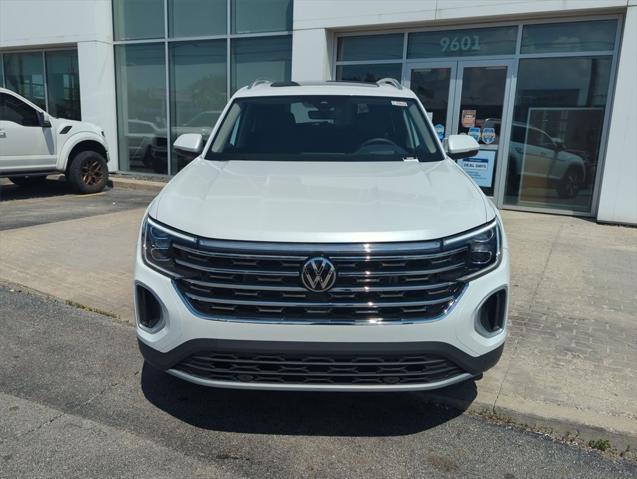 new 2025 Volkswagen Atlas car, priced at $48,252