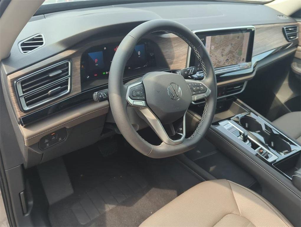 new 2025 Volkswagen Atlas car, priced at $44,399