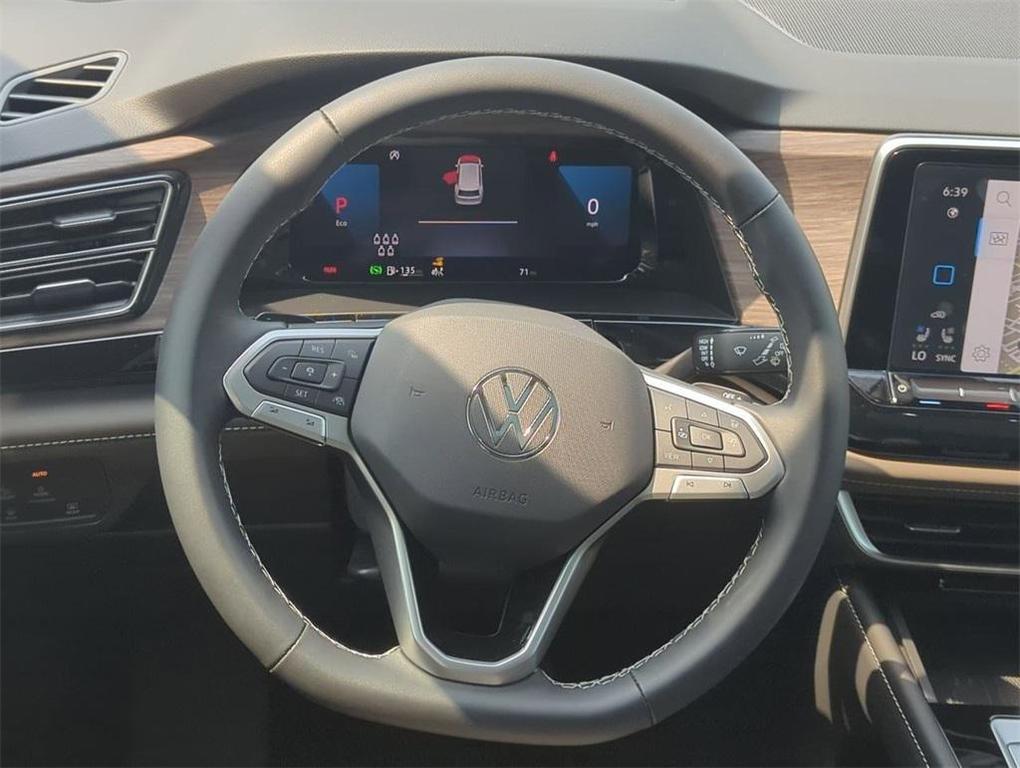 new 2025 Volkswagen Atlas car, priced at $44,399