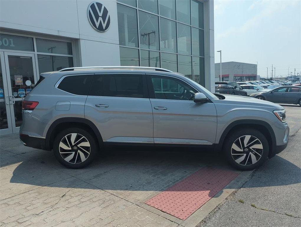 new 2025 Volkswagen Atlas car, priced at $44,399