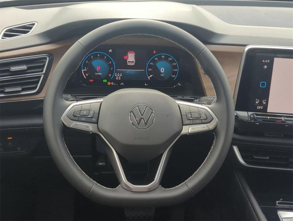 new 2025 Volkswagen Atlas car, priced at $41,604
