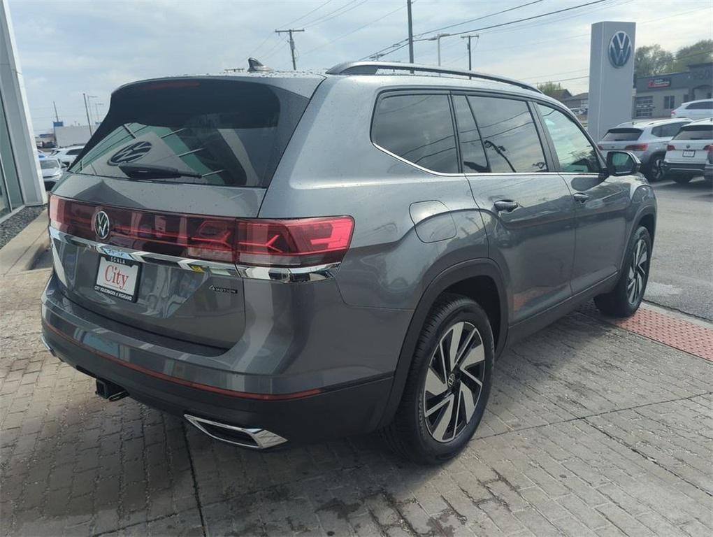 new 2025 Volkswagen Atlas car, priced at $41,604