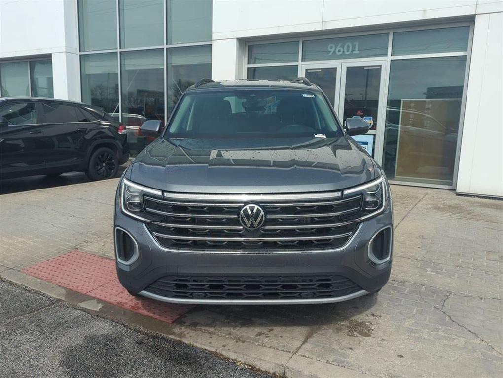 new 2025 Volkswagen Atlas car, priced at $41,604