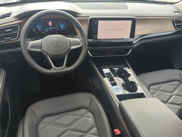 new 2025 Volkswagen Atlas car, priced at $42,604