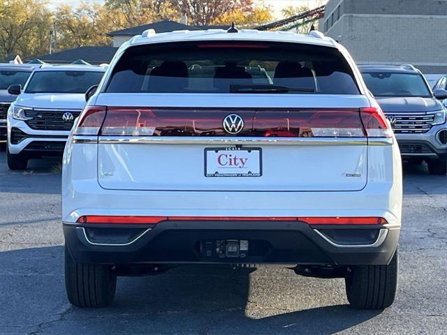 new 2024 Volkswagen Atlas Cross Sport car, priced at $40,372