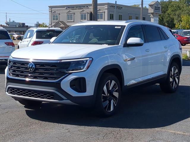 new 2024 Volkswagen Atlas Cross Sport car, priced at $42,958