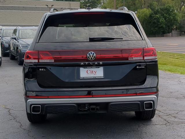 new 2024 Volkswagen Atlas car, priced at $48,369