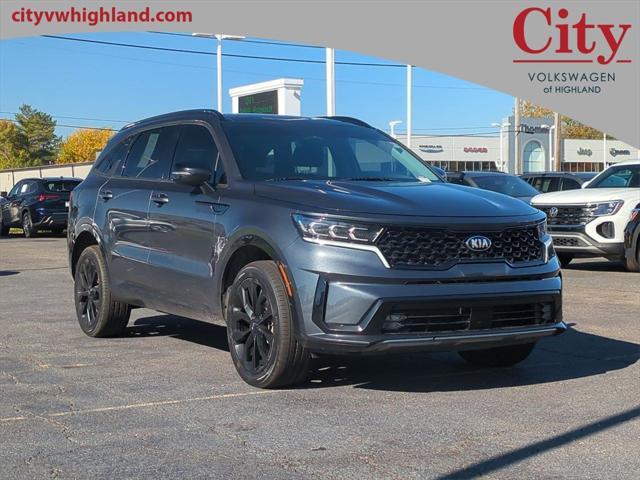 used 2021 Kia Sorento car, priced at $19,687