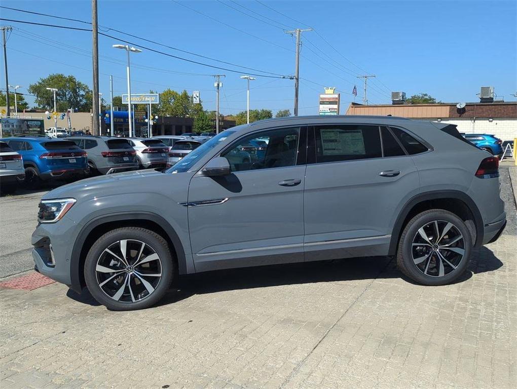 new 2025 Volkswagen Atlas Cross Sport car, priced at $49,365