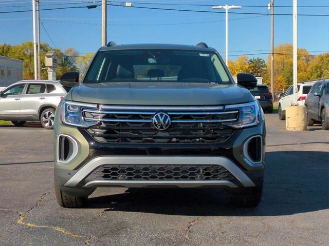 new 2025 Volkswagen Atlas car, priced at $47,404