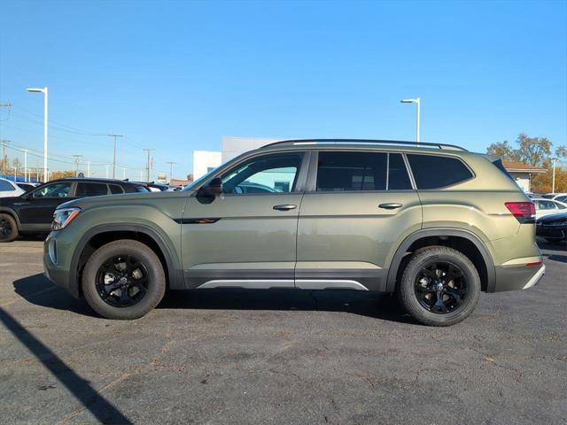 new 2025 Volkswagen Atlas car, priced at $47,404