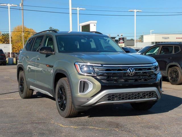 new 2025 Volkswagen Atlas car, priced at $47,404