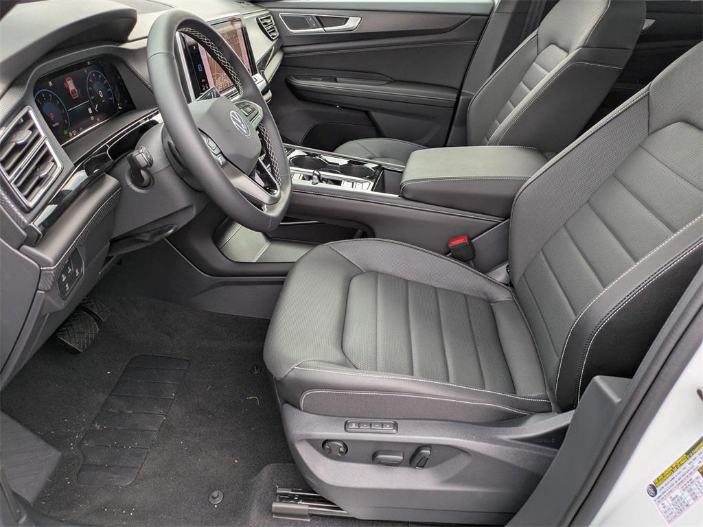 new 2025 Volkswagen Atlas Cross Sport car, priced at $44,526