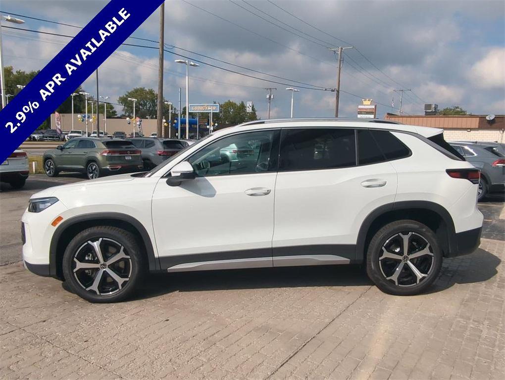 new 2025 Volkswagen Tiguan car, priced at $34,238