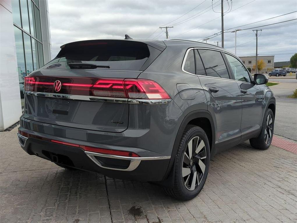 new 2026 Volkswagen Atlas Cross Sport car, priced at $50,633