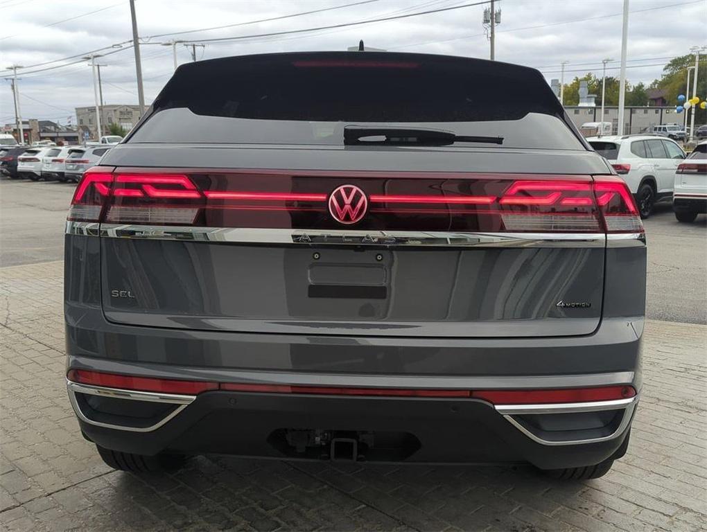 new 2026 Volkswagen Atlas Cross Sport car, priced at $50,633