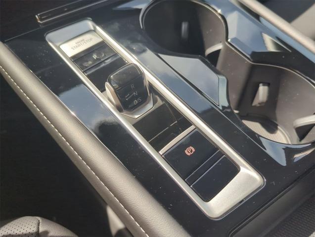 new 2025 Volkswagen Atlas car, priced at $51,911