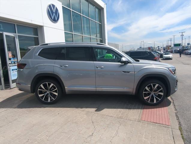 new 2025 Volkswagen Atlas car, priced at $51,911