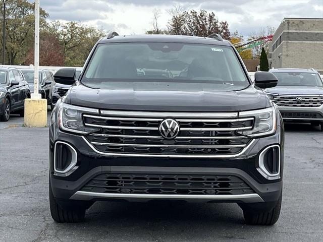 new 2025 Volkswagen Atlas car, priced at $47,073