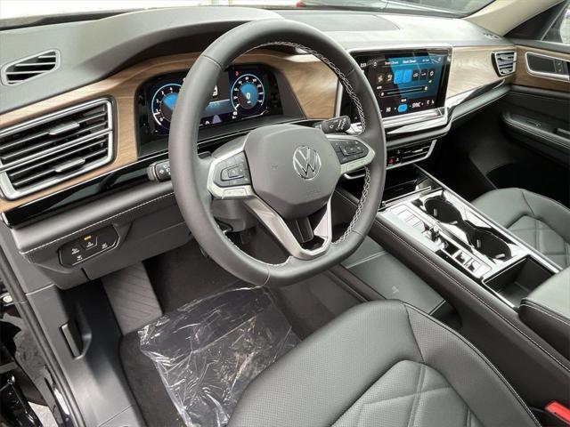 new 2025 Volkswagen Atlas car, priced at $47,073