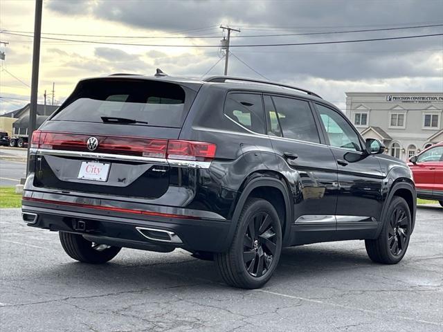 new 2025 Volkswagen Atlas car, priced at $47,073