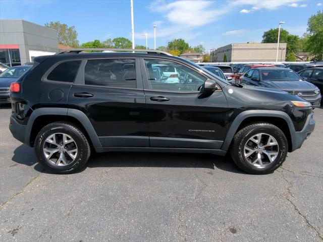 used 2014 Jeep Cherokee car, priced at $16,450