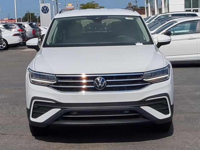 new 2024 Volkswagen Tiguan car, priced at $28,233