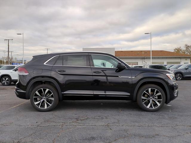 new 2025 Volkswagen Atlas Cross Sport car, priced at $52,518