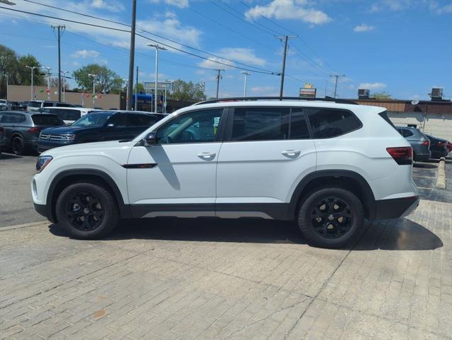 new 2025 Volkswagen Atlas car, priced at $45,577