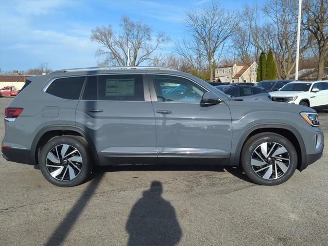 new 2025 Volkswagen Atlas car, priced at $47,336