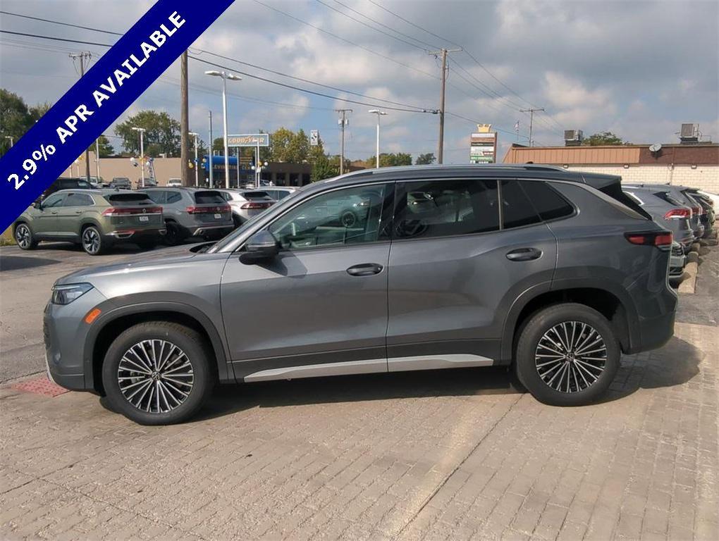 new 2025 Volkswagen Tiguan car, priced at $31,461