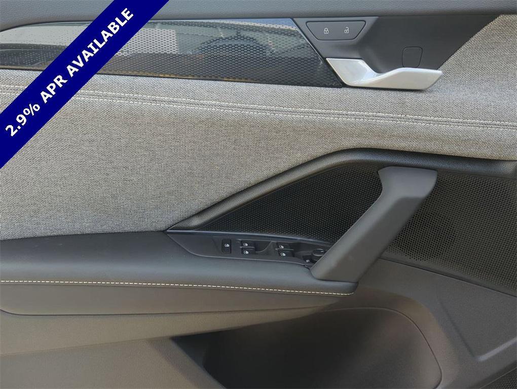 new 2025 Volkswagen Tiguan car, priced at $31,461