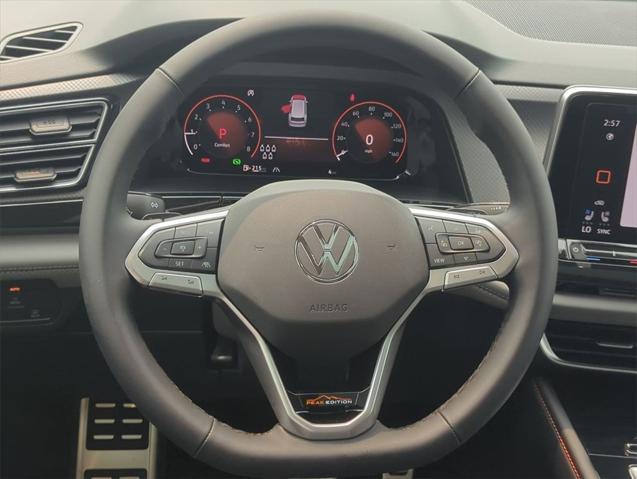 new 2025 Volkswagen Atlas car, priced at $47,014