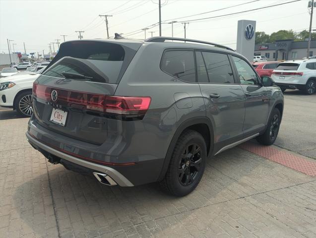 new 2025 Volkswagen Atlas car, priced at $47,014
