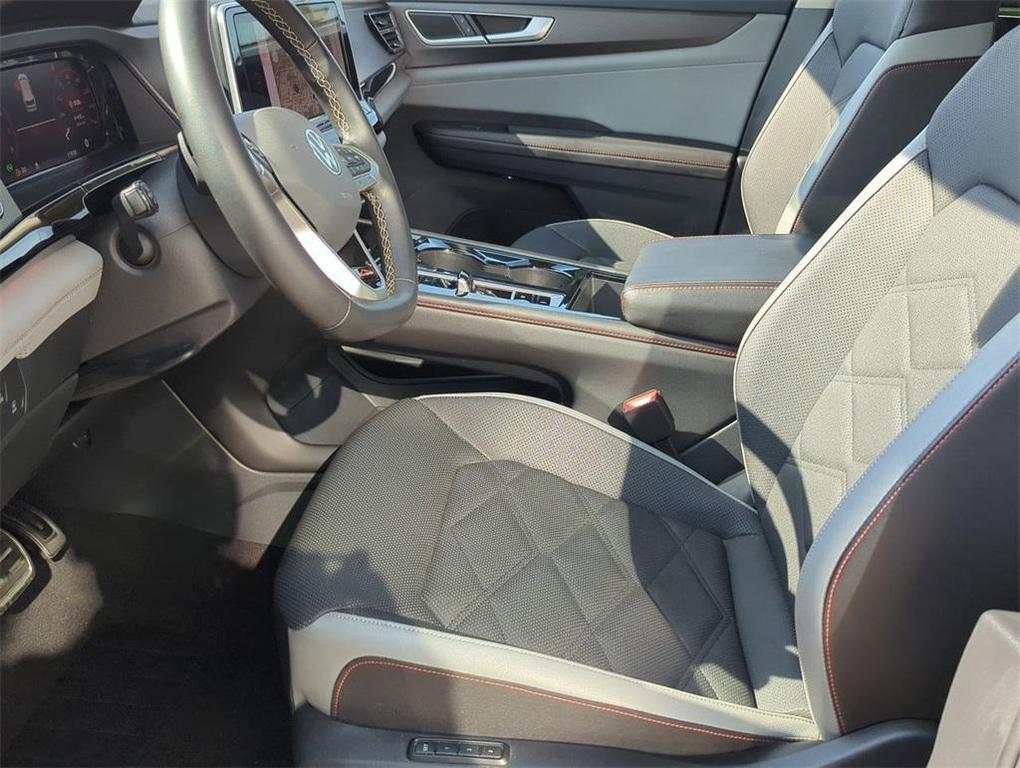 used 2024 Volkswagen Atlas car, priced at $39,400