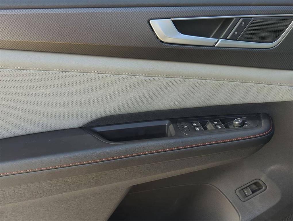 used 2024 Volkswagen Atlas car, priced at $39,400