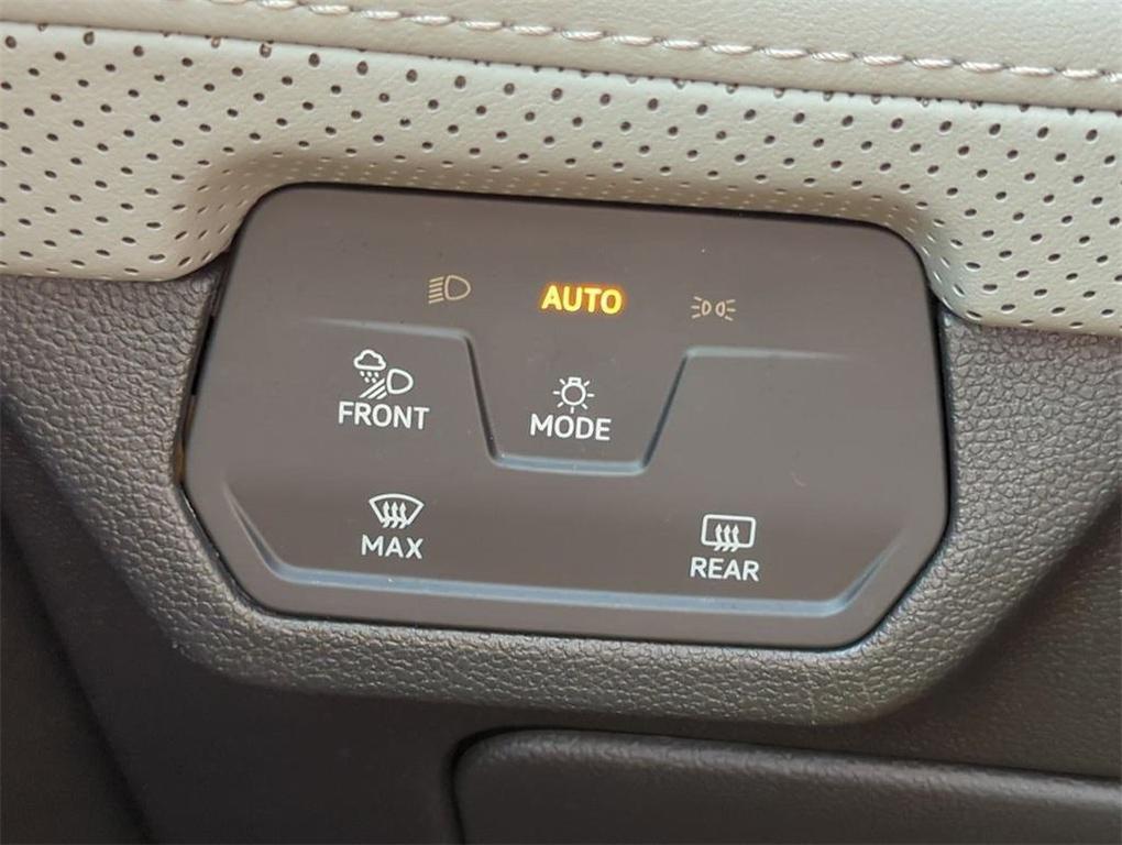 used 2024 Volkswagen Atlas car, priced at $39,400